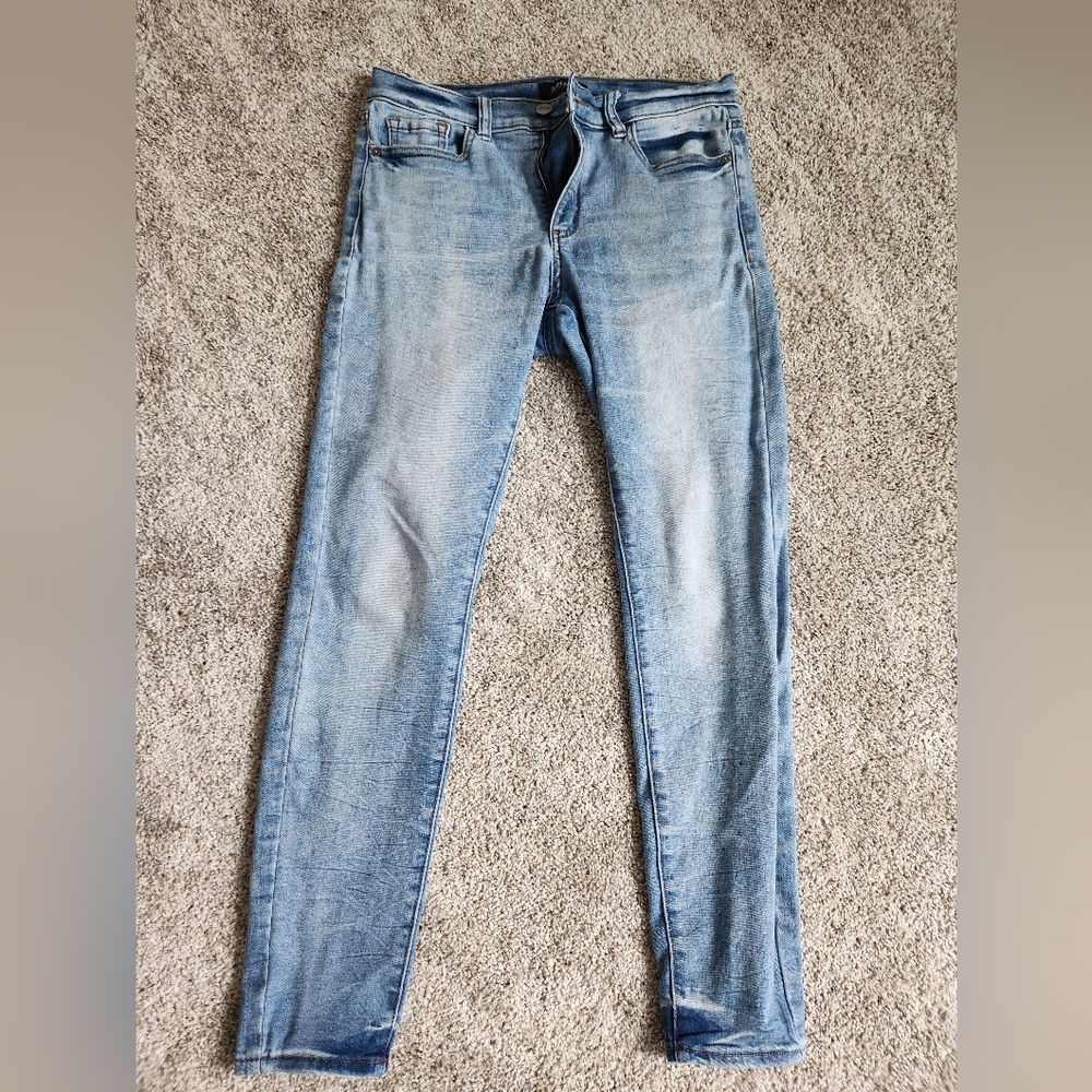 Buffalo David Bitton- Faith style jeans - size 30 midrise, skinny, stretch